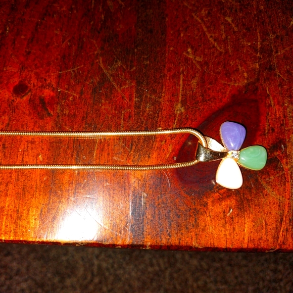 2 Necklaces - Picture 2 of 2